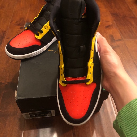 Jordan 1 mid - Picture 2 of 4